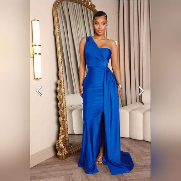 NWT Diamonds Are Forever Floor Length Gown Size S in Royal Color by Fashion Nova - Picture 1 of 9